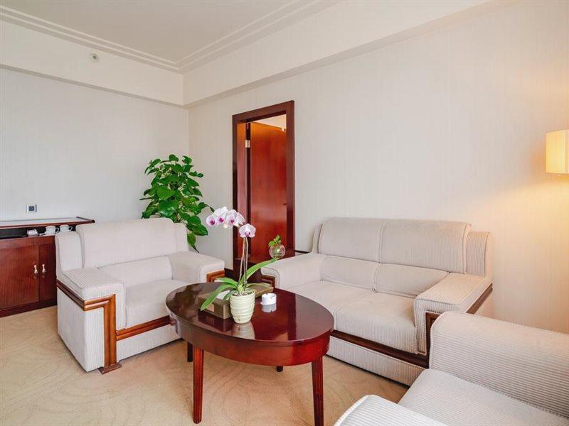 Hotel Ramada Chengdu North Esterno foto