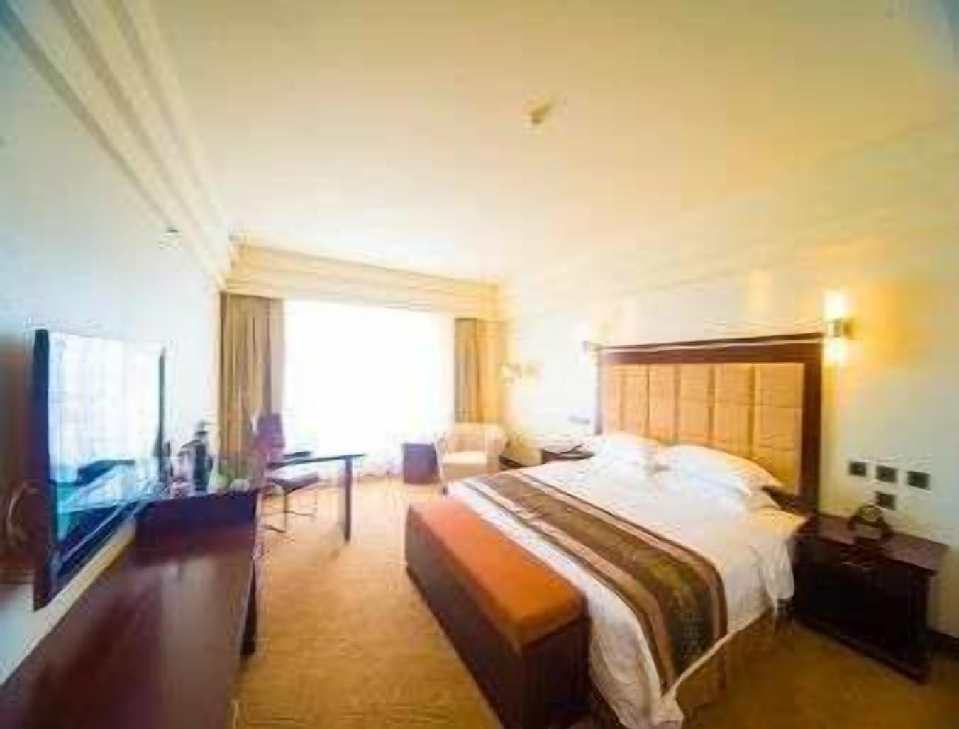 Hotel Ramada Chengdu North Esterno foto