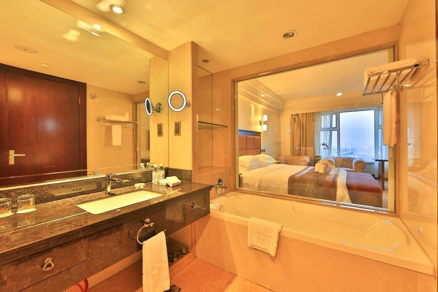Hotel Ramada Chengdu North Esterno foto