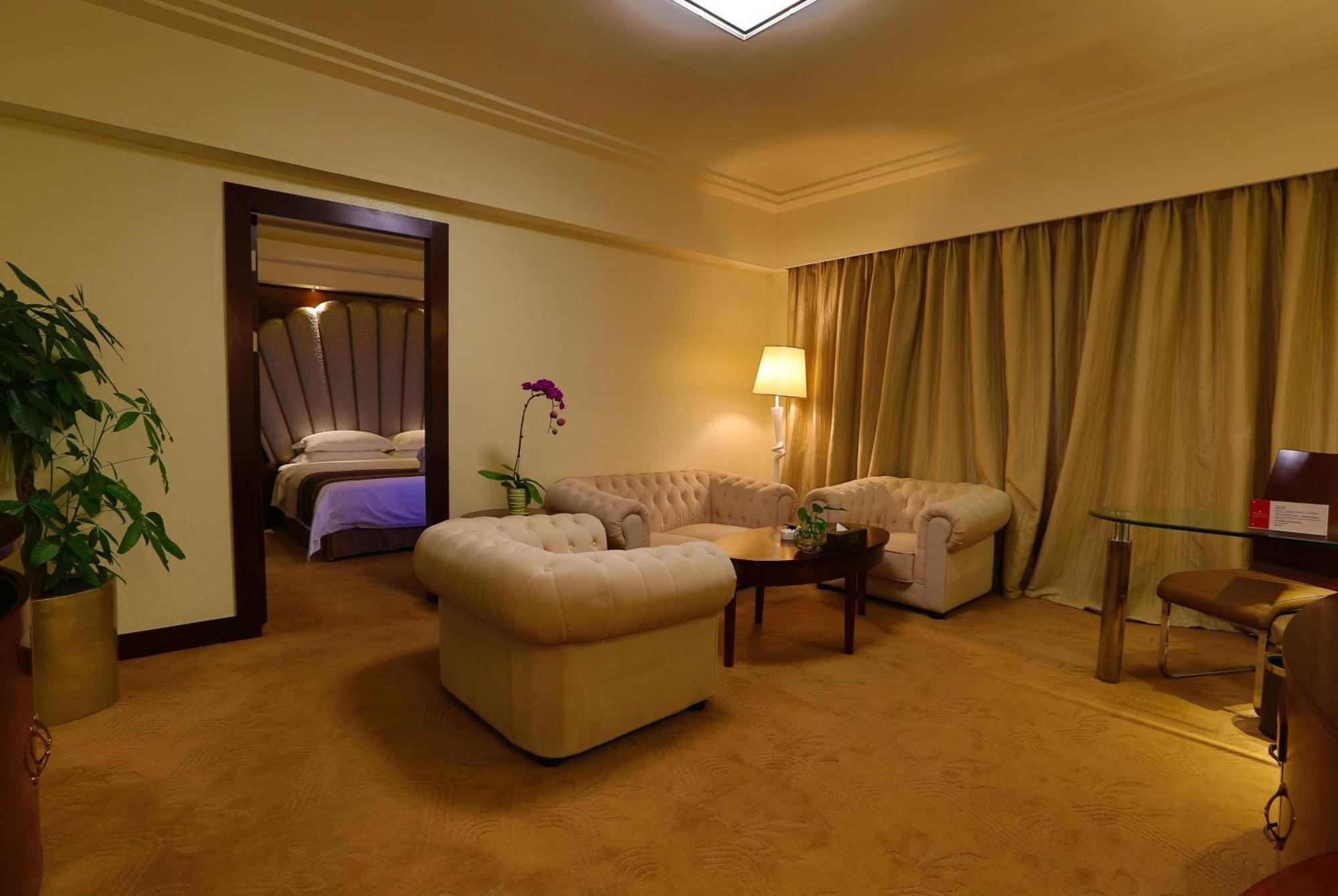 Hotel Ramada Chengdu North Esterno foto